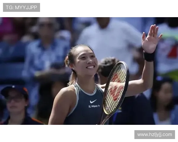 郑钦文教科书级放小球戏耍阿尼西莫娃，决胜盘关键分引爆全场！(1)